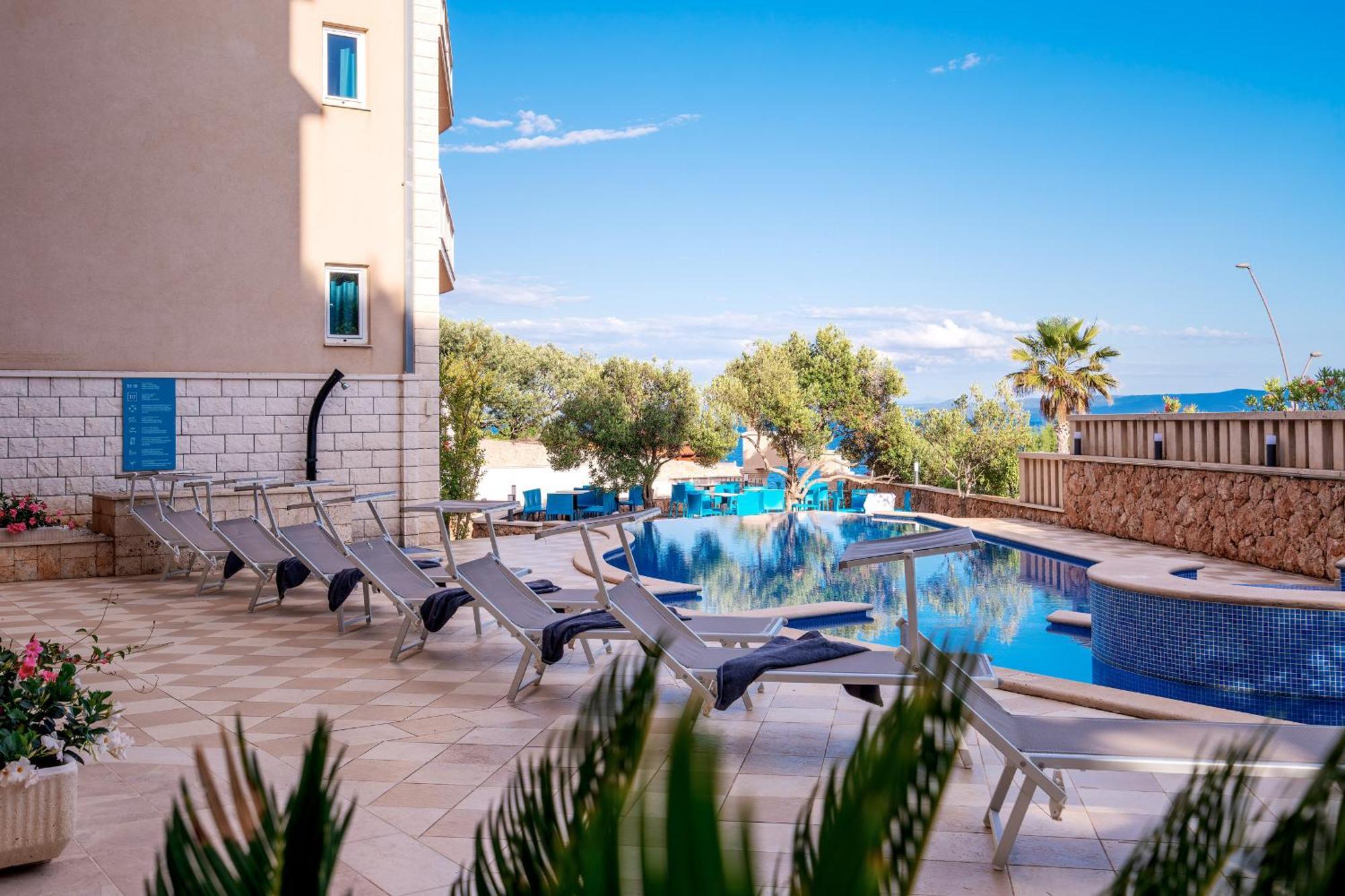 Hotel Sol Bol Exterior foto